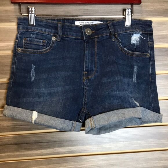 Muse Looks Distressed Skinny Denim Shorts Size L - Picture 1 of 12